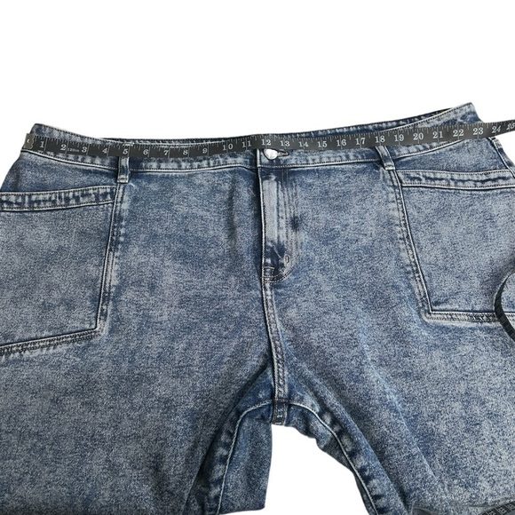 Lane Bryant Flex magic waistband signature fit mid rise boyfriend Acid Wash - Picture 3 of 8